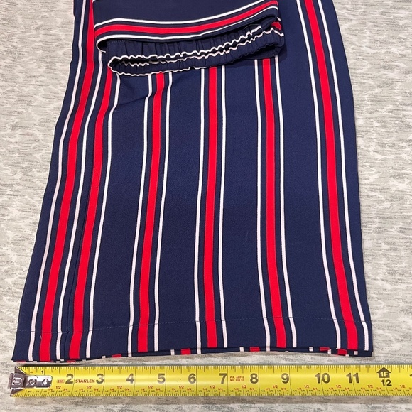 CYNTHIA ROWLEY Navy and red striped‎ wide leg crop pant size 6. - Picture 13 of 13